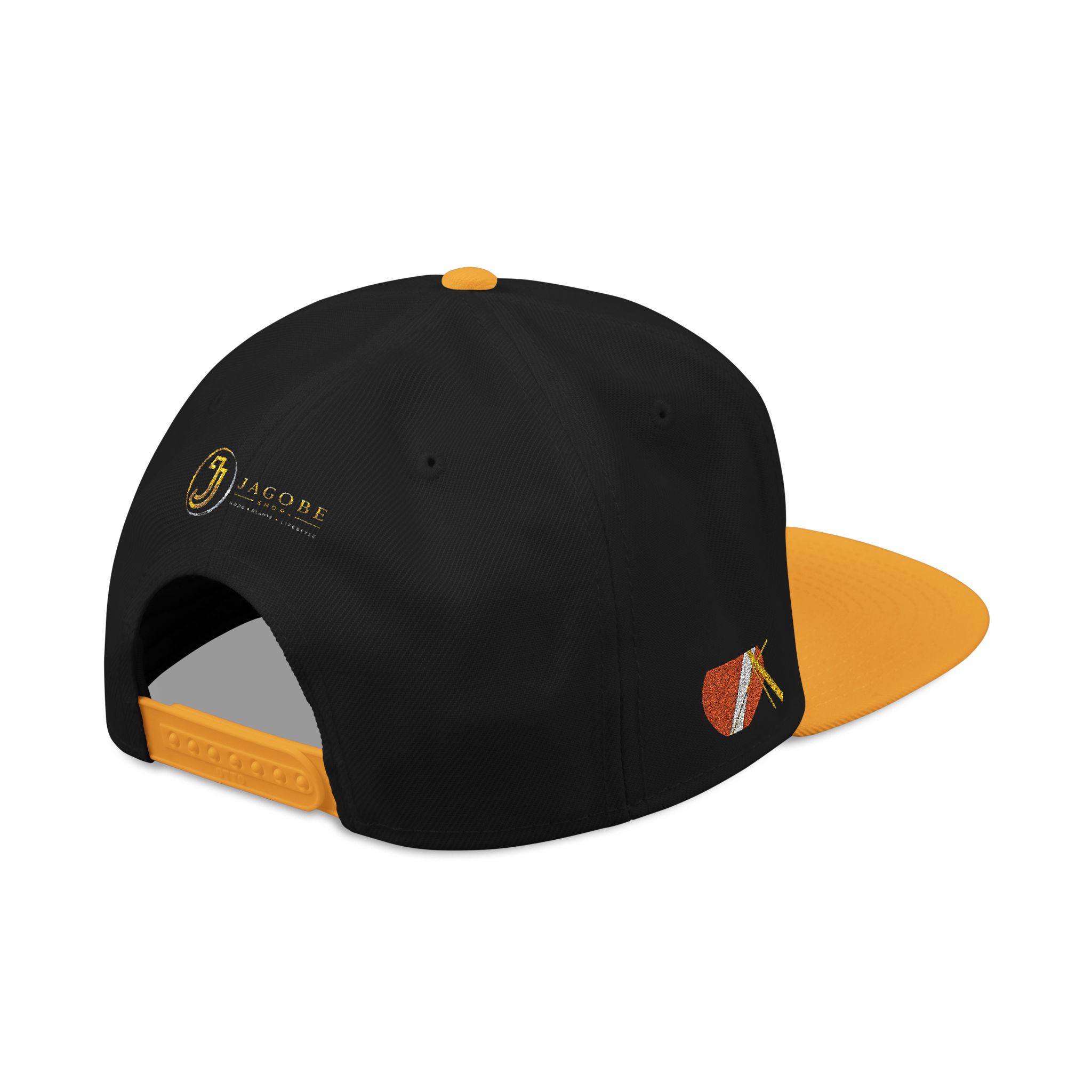 15910424118891966593_2048.jpeg Casquette — Design « SENIOR» en lettres épaisses avec logo latéral – Image 26