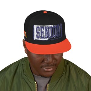 Casquette — Design « SENIOR» en lettres épaisses avec logo latéral