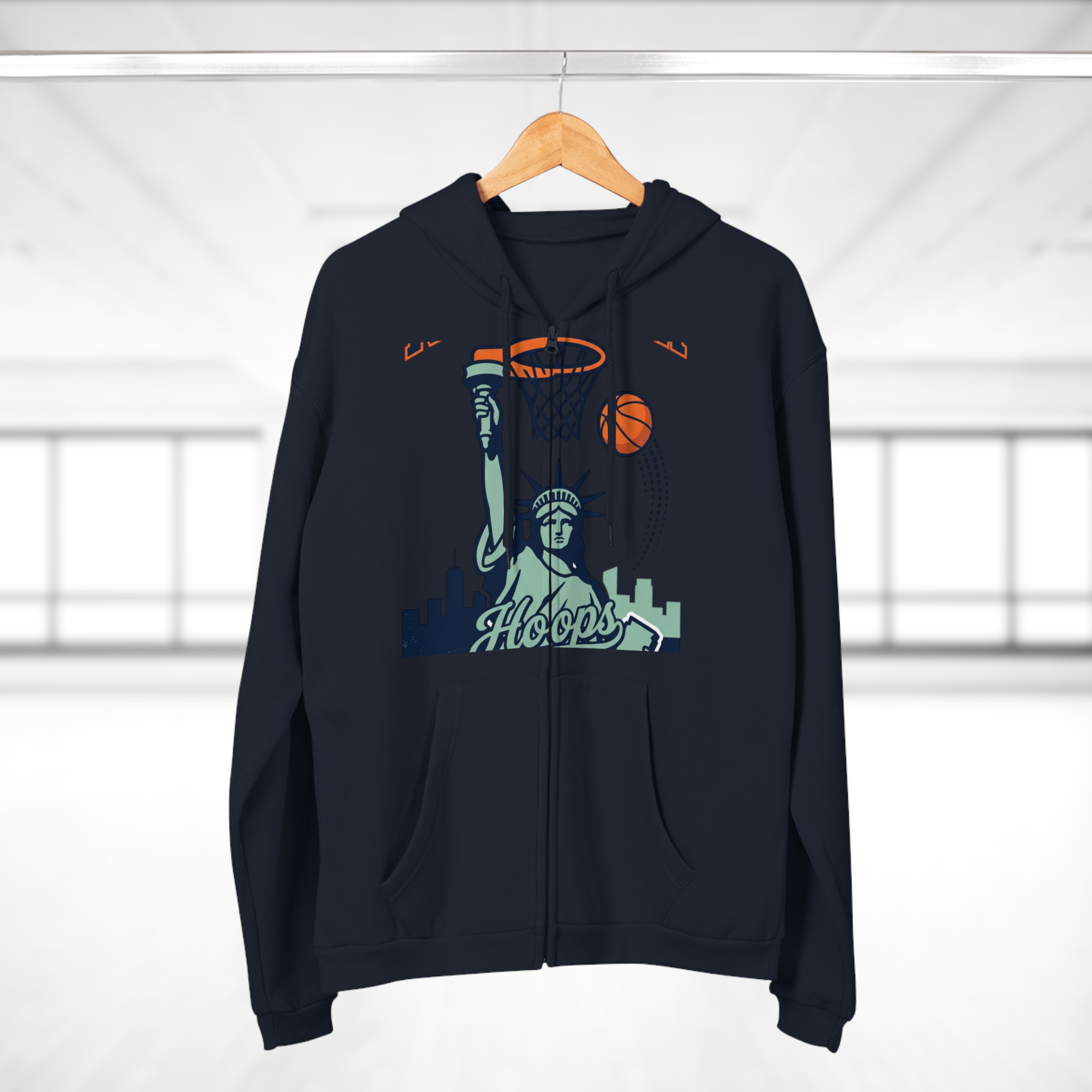4267646829943523324_2048.jpeg Sweat à capuche zippé « Be the Best » – Basketball & Statue de la Liberté – Image 4